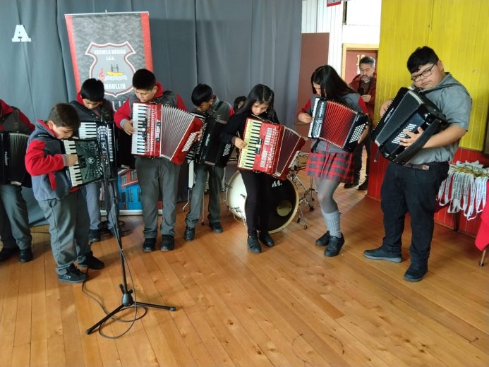 Director destaca trabajo de comunidad educativa tras resultados SIMCE
