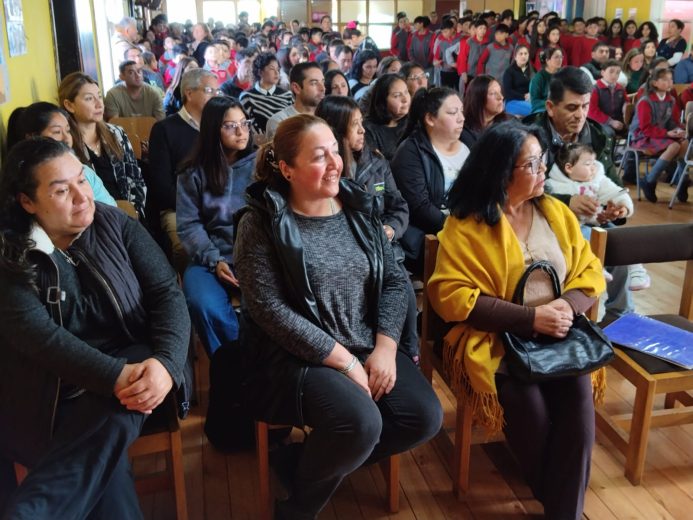 Director destaca trabajo de comunidad educativa tras resultados SIMCE