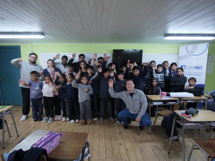 AquaChile impulsa operativo dental gratuito en Puerto Octay