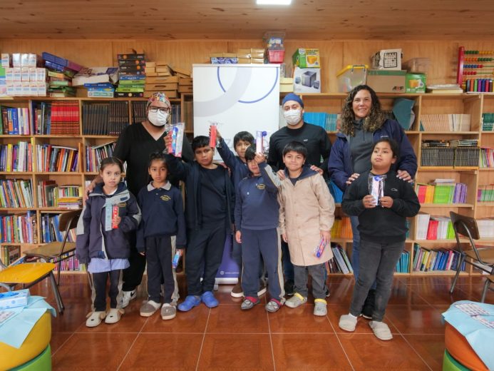 AquaChile impulsa operativo dental gratuito en Puerto Octay