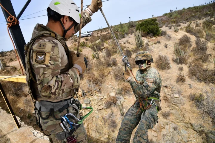 Con resiliencia, técnica y liderazgo se forman los cabos y soldados dragoneantes